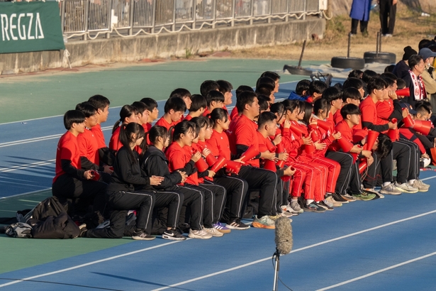 ��1��� vs���É� �㔼�̎ʐ^