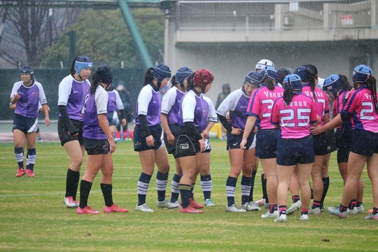 �֓������w vs �ǎ��w�@